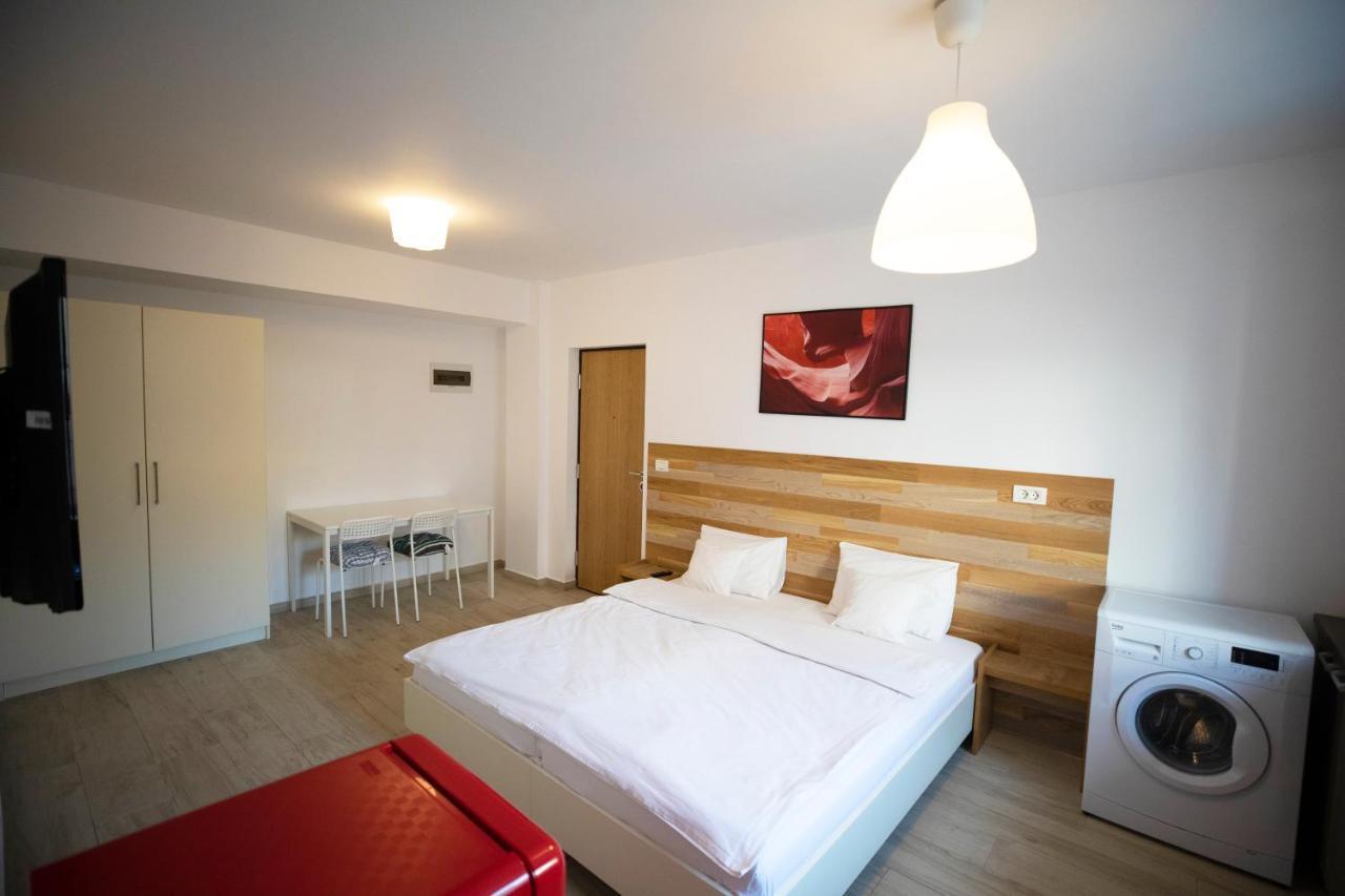 1Hotels Timişoara Extérieur photo